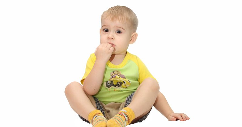 Çocuğu tırnaklarını kemirmeye nasıl alıştırırsın? 