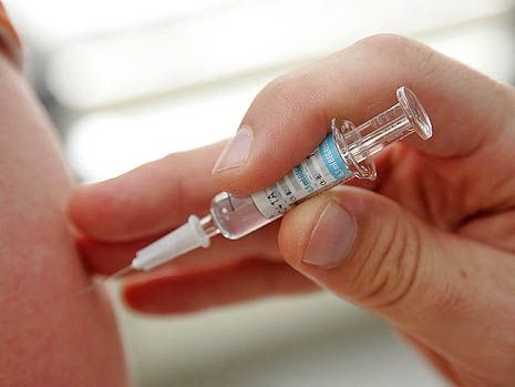 Yeni kanser aşısı ömrü uzatıyor